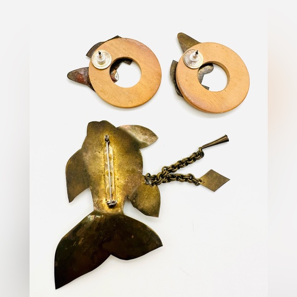 Vintage Brooch set of brass figural koi fish - Picture 4 of 11